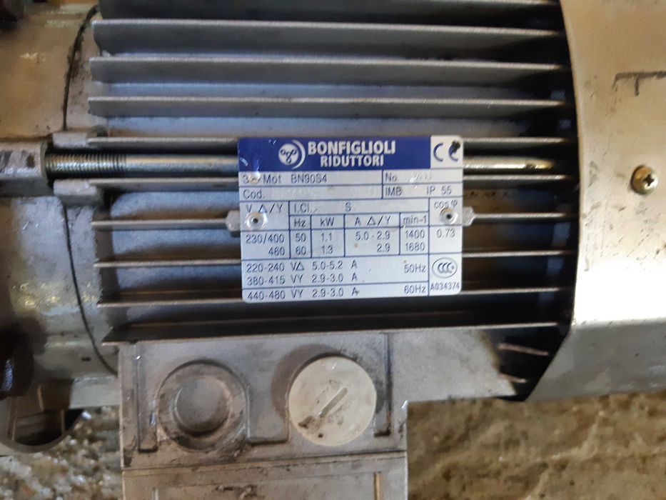 Motor cu reductor