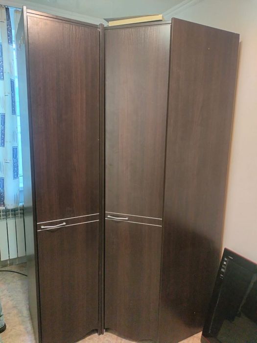 Продам шкаф недорого