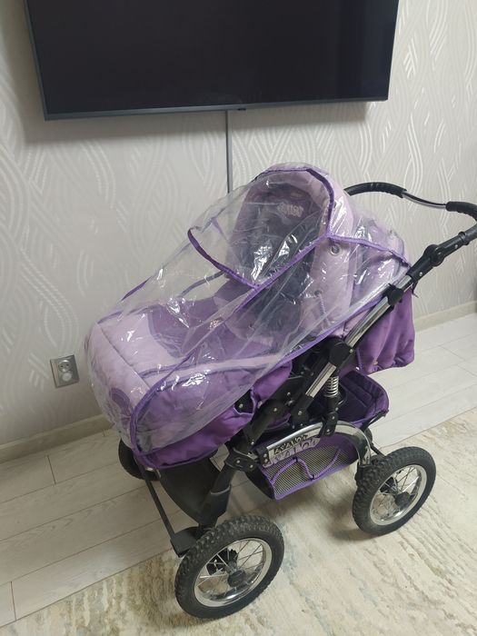 Детская коляска фирмы "аволар"