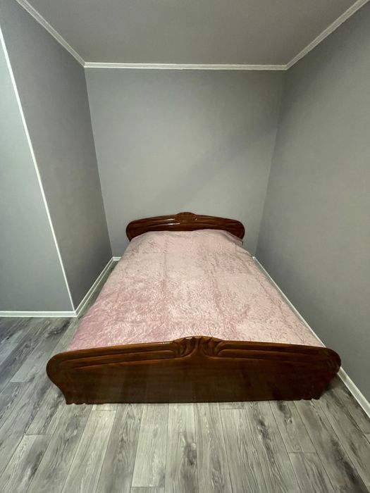 Сдается 1,5 посуточно , Район ЦР