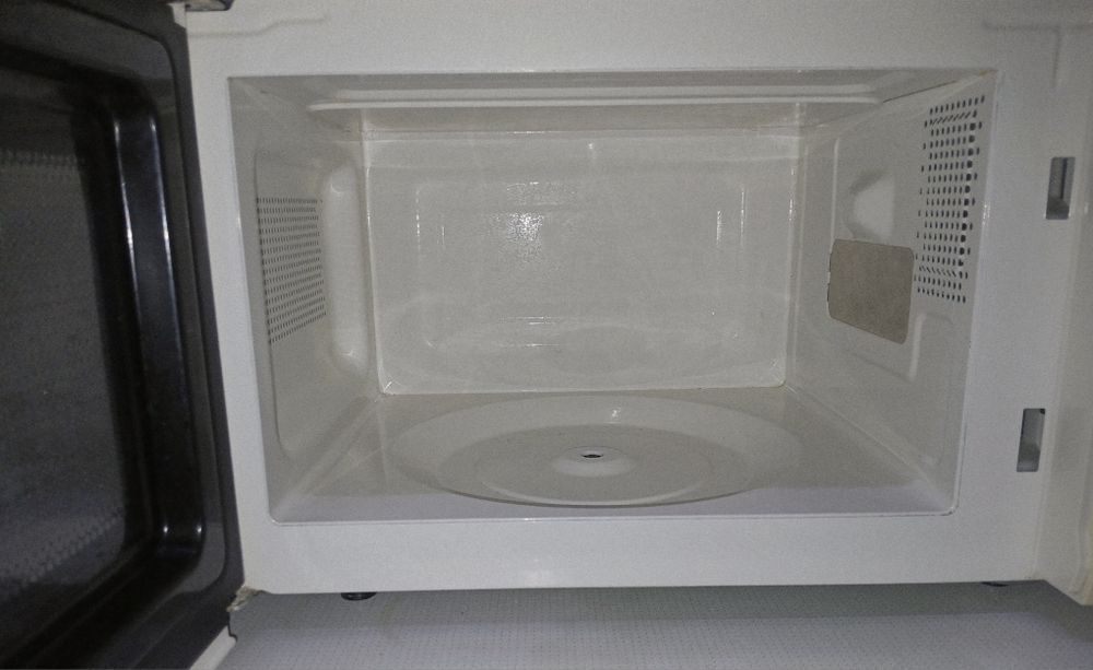 Микроволновая печь