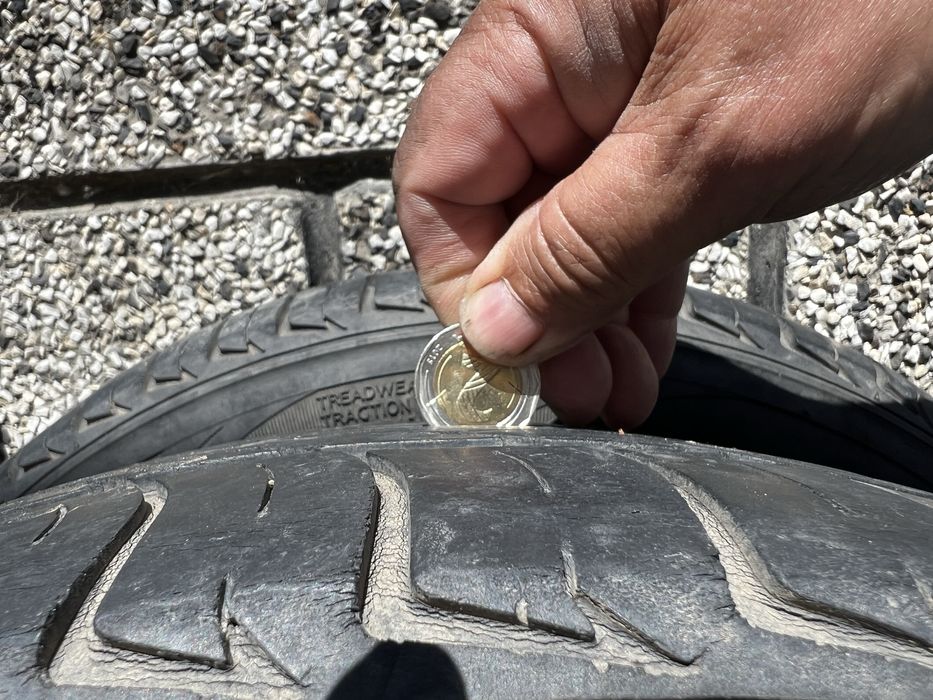 Продавам 4 джанти с 4 летни гуми 185/65R14 за citroen xsara Цената е за всичко