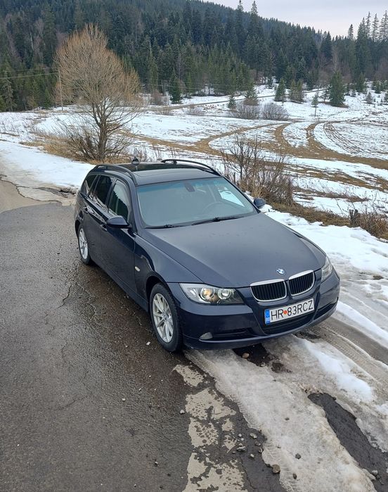 BMW 320d Touring, 163cp M47 – Monaco Blue - întreținut