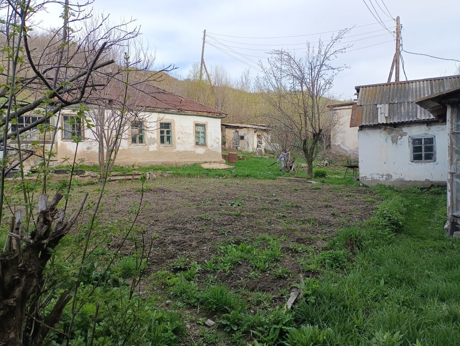 Продается 2 участка
