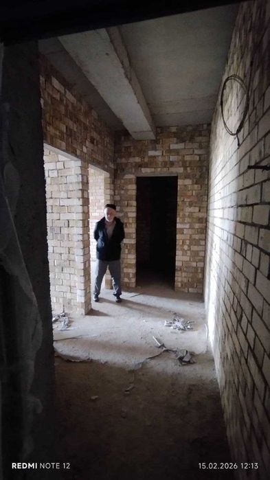 Срочно...Сергели индекс бозори оркасида греен хоусе 1 хона 5-этаж