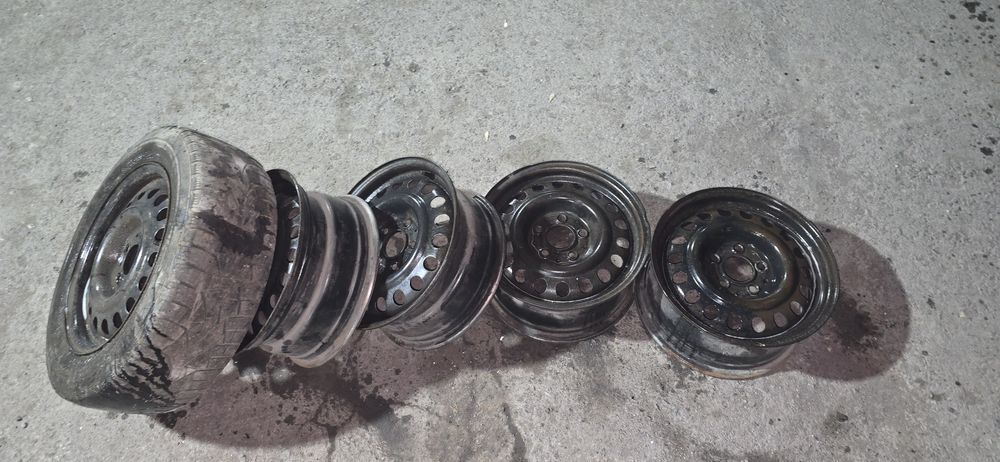 Продаю б/у диски