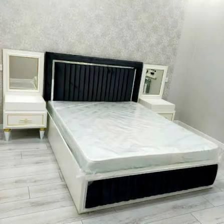 Кровать с тумбочкой Giorgio Cossa