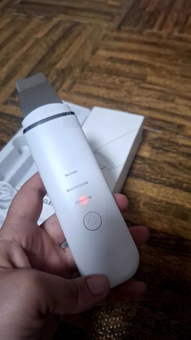 Електрическа машинка за почистване на лице