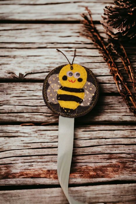 Semne de carte hand made, din fetru, diverse modele