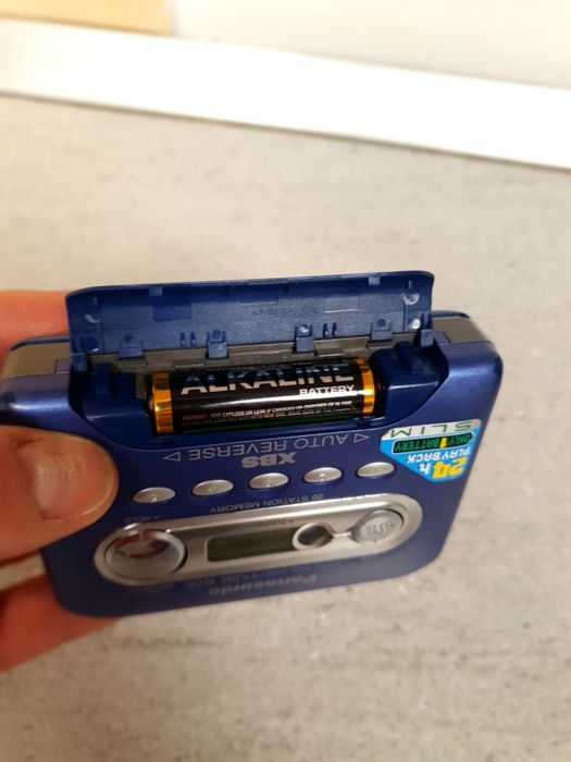 Walkman Panasonic autorevers cu radio rq-e30v