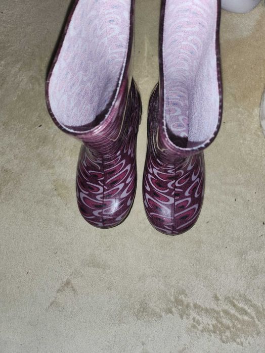 Лот от обувки за момиче