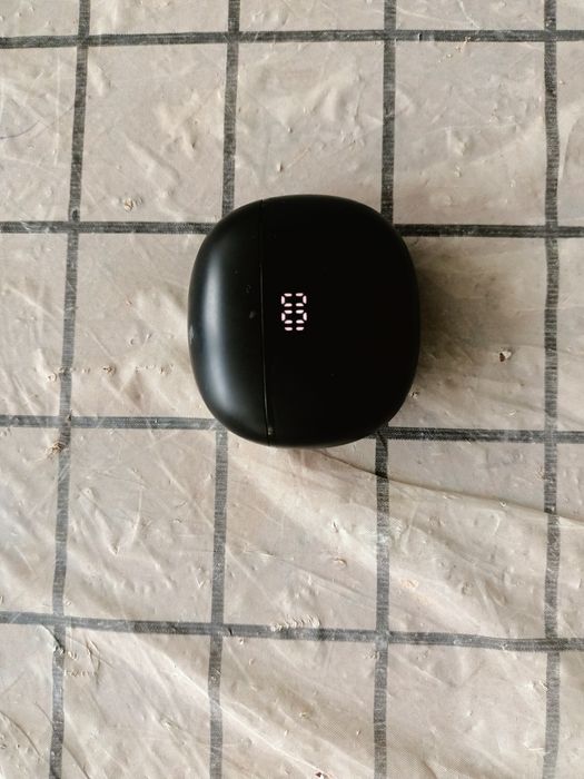 Продам беспроводные наушники