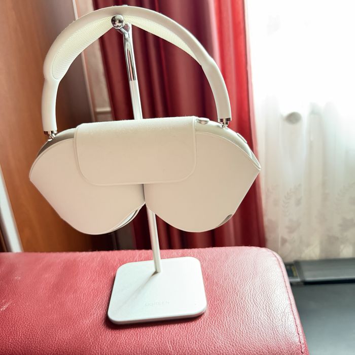 Airpods max silver