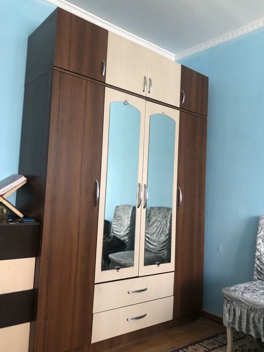 Продам шифонер в хорошем состоянии