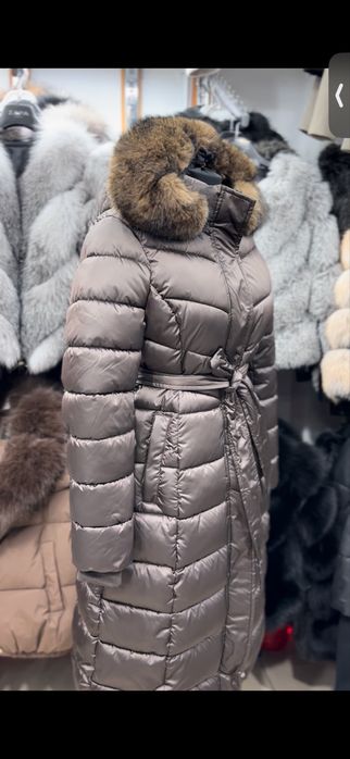 Geaca de fas imblanita in interior