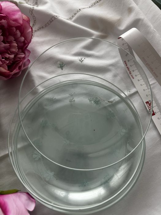 Чинии за хранене