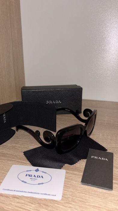 Ochelari de soare Prada