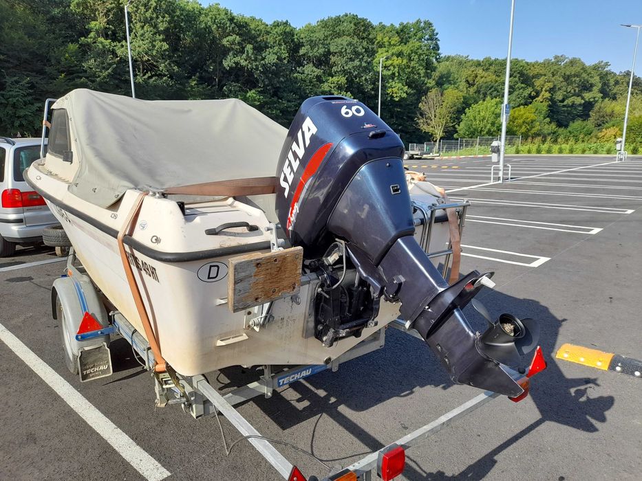 Barca fibra  +  Motor 60 CP