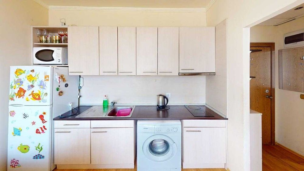 Продава се Двустаен апартамент в к.к. Елените - 53 кв.м за 760 €/кв.м - Снимка #3