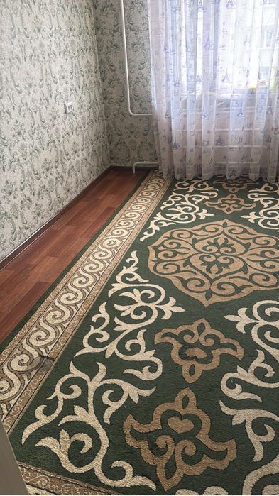 Продам ковер 2*4м