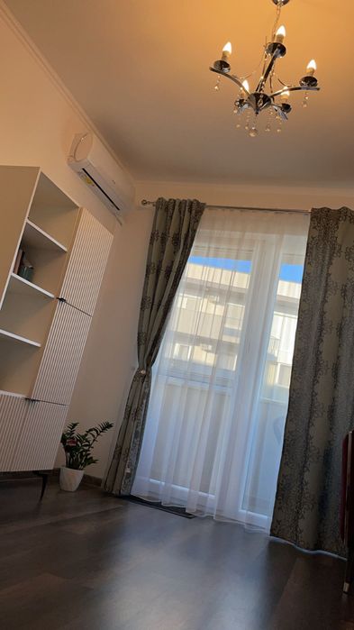 Vând apartament 2 camere bloc nou construit