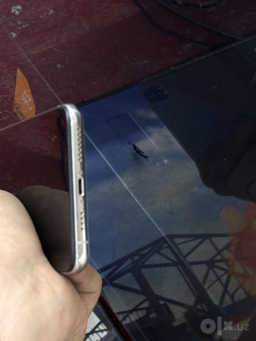 Iphone xs max holati orta