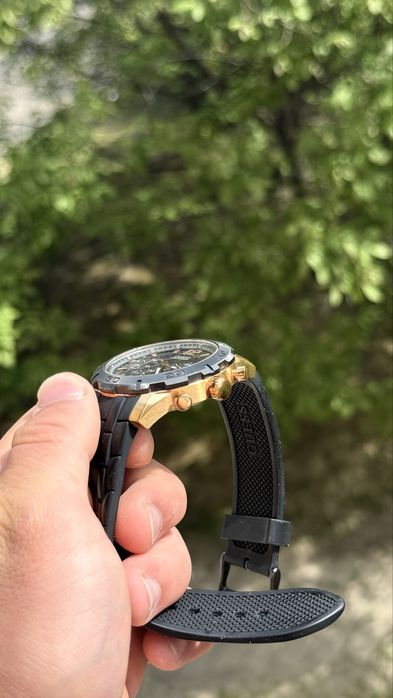 Мъжки Часовник Guess Модел: W0864G2
