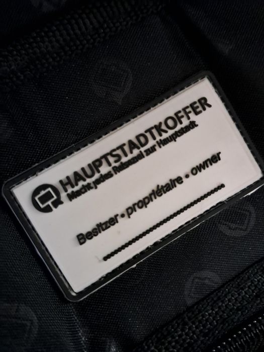 Куфар HAUPTSTADTKOFFER (телескопична дръжка, колелца, шифър,уширител)