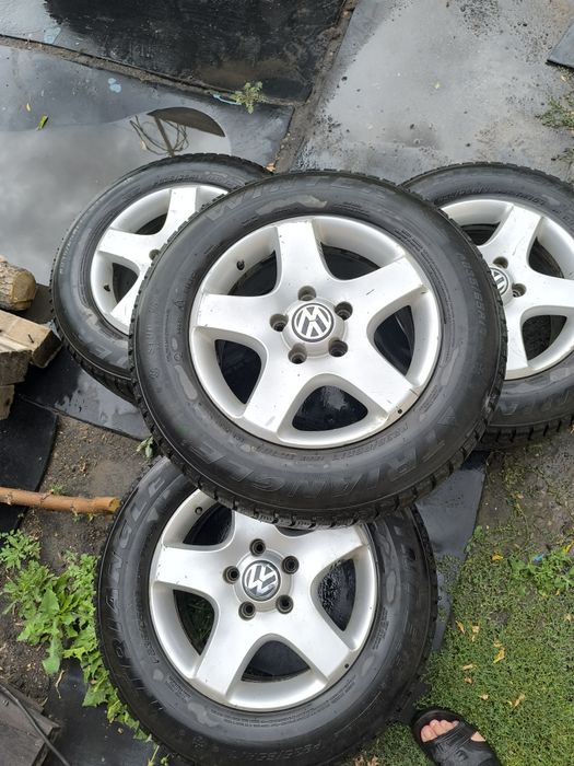 Продам шины с дисками