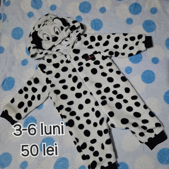 Hainute bebe fetiță