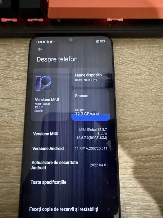 Vand Xiaomi Redmi note 8 pro cu / artefecte !
