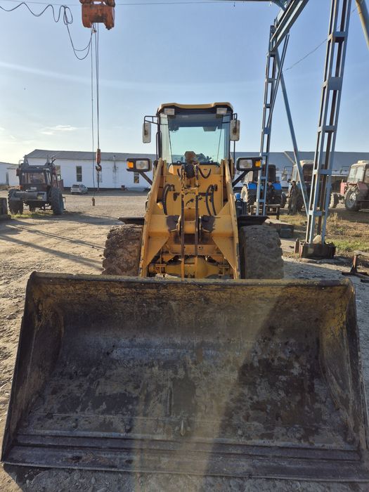 Продам погрузчик ZL932