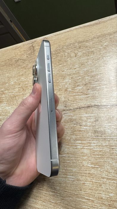 Продам Айфон 15 про Макс 256