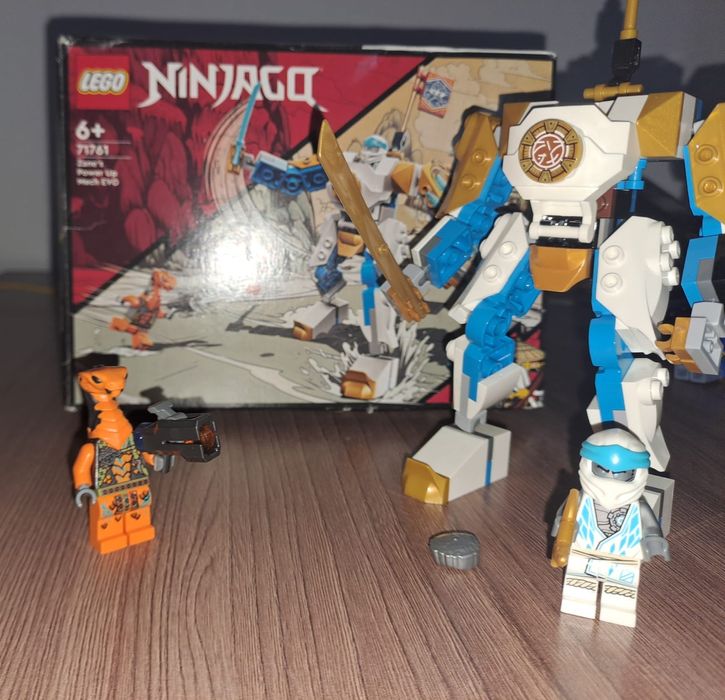 Продам набор лего