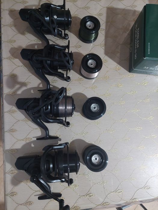Set 4 mulinete daiwa emblem 35 scw 5000ld qd