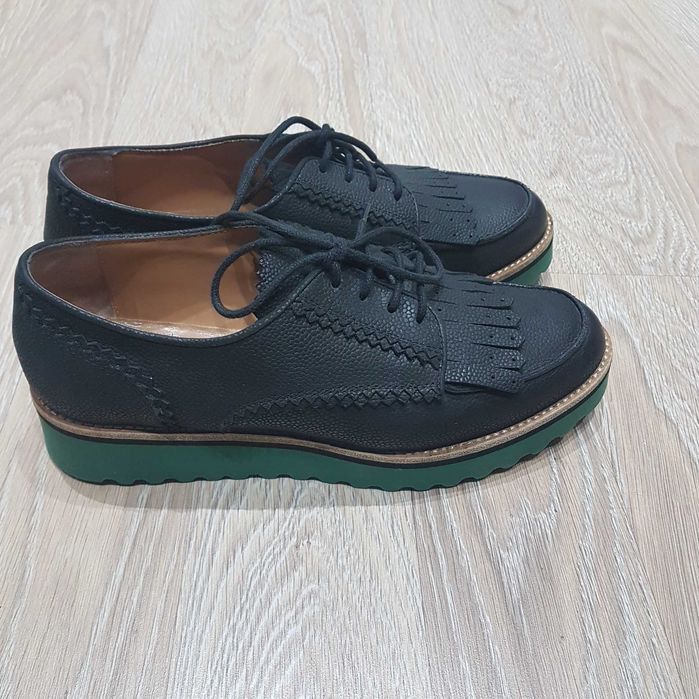 Женские лоферы  продам