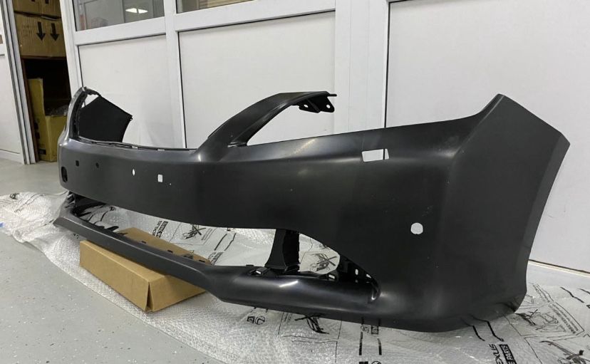 Бампер передний Камри 50