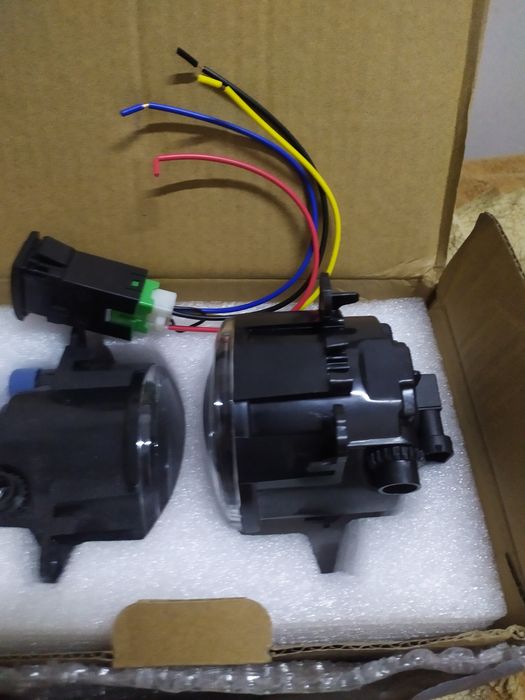 Противотуманные фары противотуманки пара с кнопкой