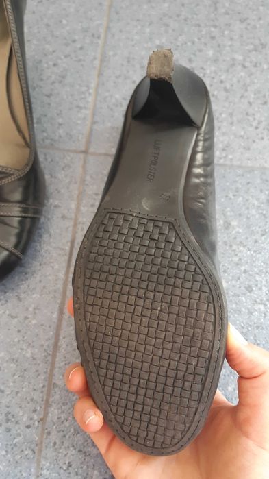 Дамски есенно-зимни ботуши, боти и обувки, 37