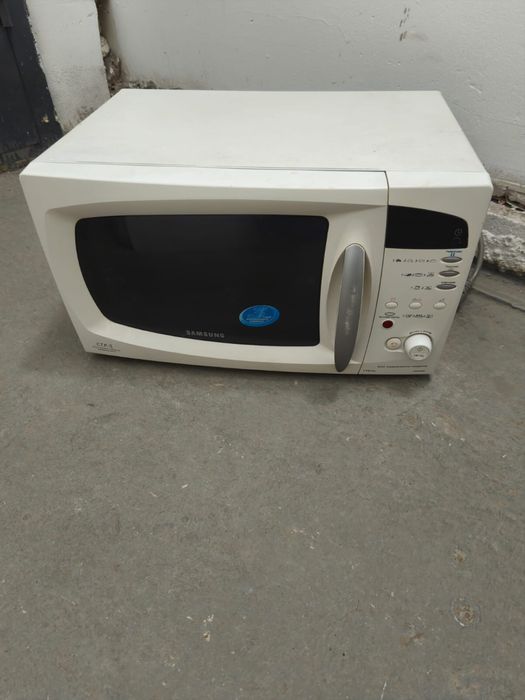 Микроволновка б/у