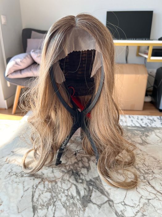 Peruca blond aluna noua