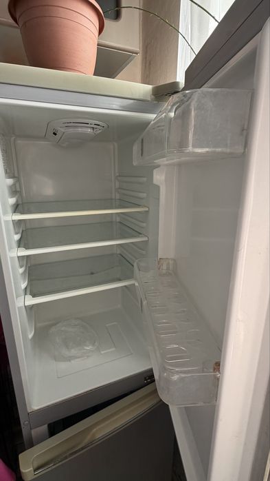 Продам холодильник самсунг