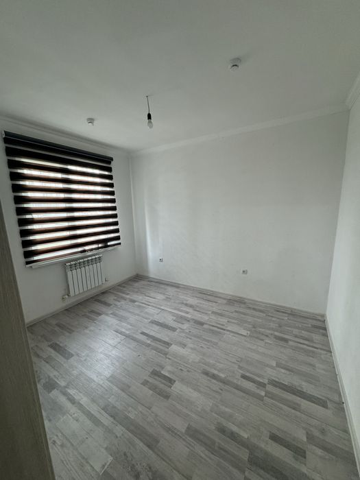 Olmos maxallasi 3/1/16 73 kvadrat kvartira sotiladi