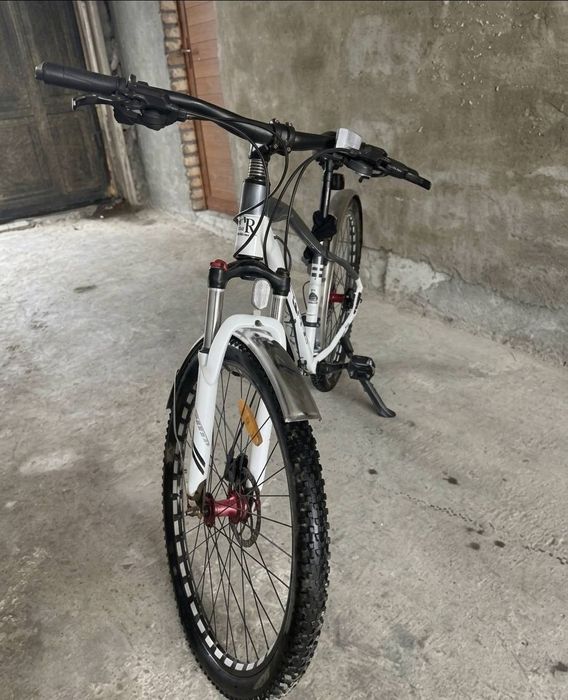 Velosiped  sikarasnoy 8