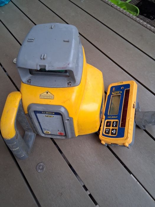 Nivela laser rotativa