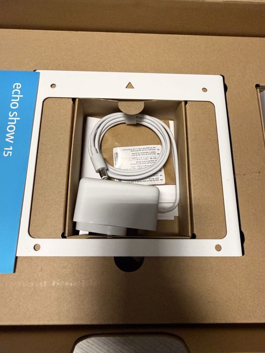 display Amazon Echo Show 15