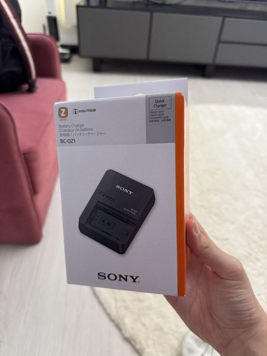 Зарядка для камеры sony BC-QZ1