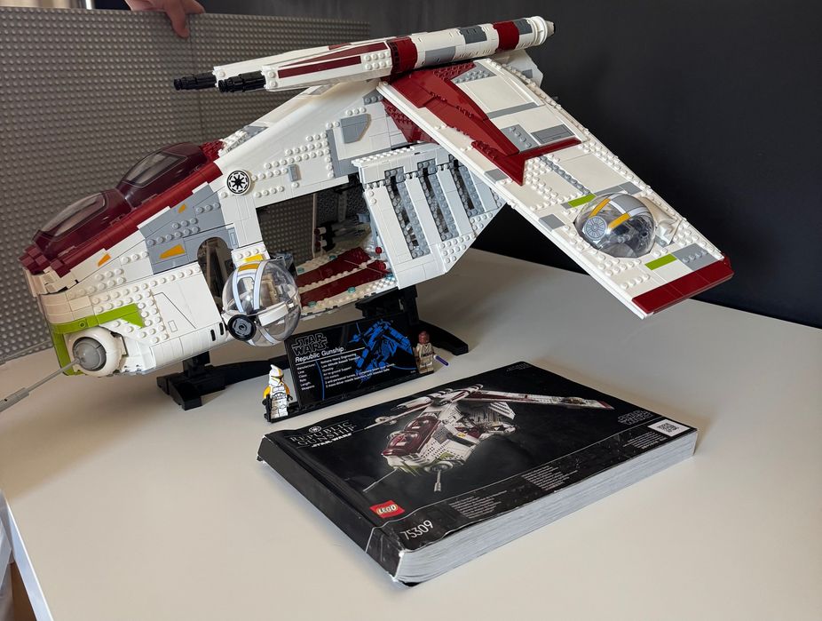 LEGO® Star Wars - Republic Gunship™ 75309