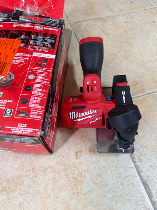 Циркуляр МИЛУОКИ MILWAUKEE circular saw