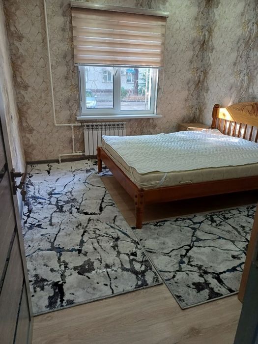 Сдается кватира на 40-лет 3 комнатная